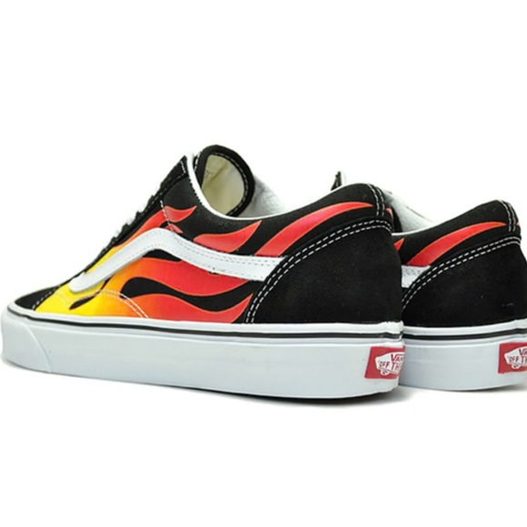 Vans WMNS Old Skool
(Flame) Black/Black/True White 
VN0A38G1PHN
Sneakers - Picture 7 of 16